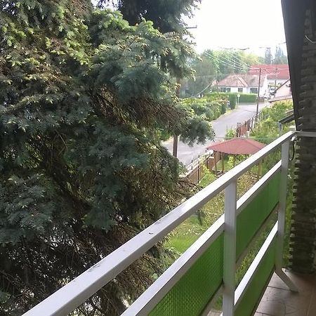 Eva Vendeghaz Villa Balatonlelle Eksteriør bilde